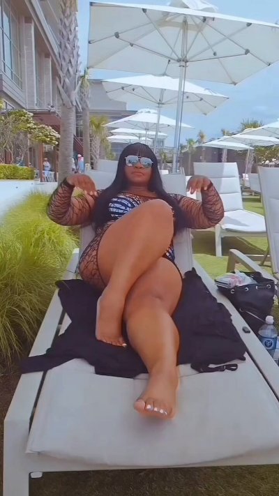 Watch MzShibaBaby's leaked NSFW video on TwXstars