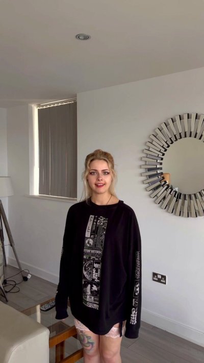 Watch MistressMercyxox's leaked NSFW video on TwXstars