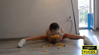 Watch Forest whore's leaked NSFW video on TwXstars