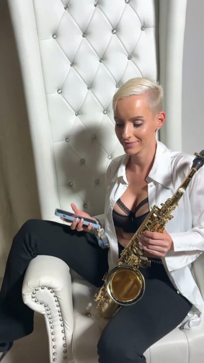 Watch Anike Ekina's leaked NSFW video on TwXstars