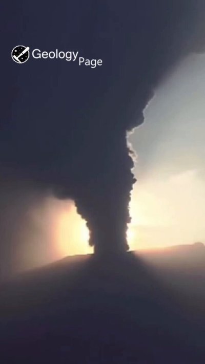 Watch Geology Page's leaked NSFW video on TwXstars