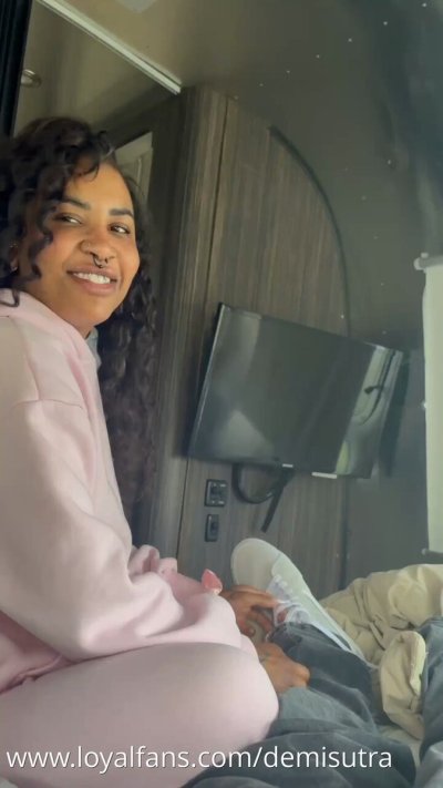 Watch 🎀 Demi 🦇's leaked NSFW video on TwXstars