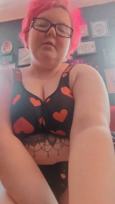 Watch Britney Black 🖤💞's leaked NSFW video on TwXstars