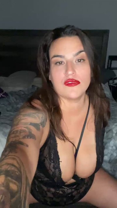 Watch TheShortandInked1's leaked NSFW video on TwXstars