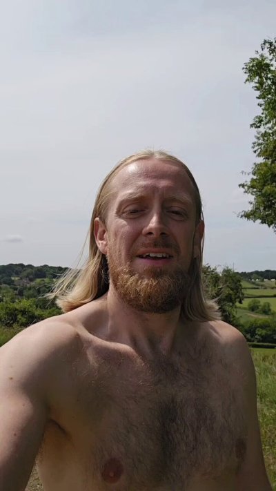 Watch Next-door Mikey Aka The Viking Nudist 🧔🏼‍♀️⚔️'s leaked NSFW video on TwXstars