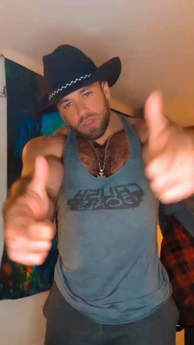 Watch Trojanmachine69's leaked NSFW video on TwXstars