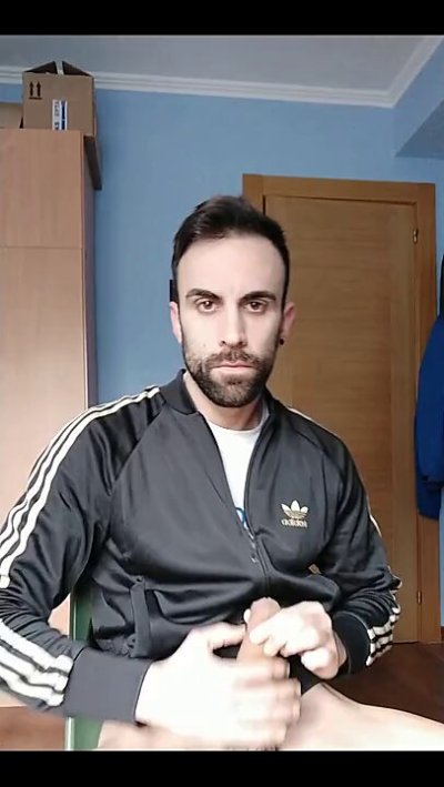 Watch Magic Javi's leaked NSFW video on TwXstars