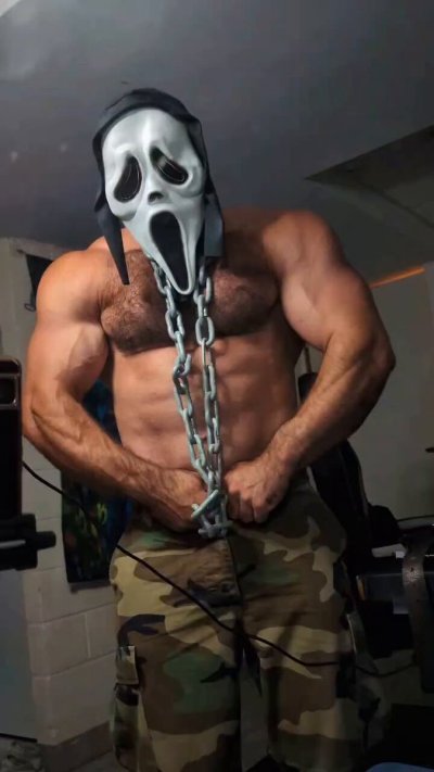 Watch Trojanmachine69's leaked NSFW video on TwXstars