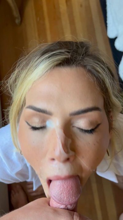 Watch Savvy Suxx's leaked NSFW video on TwXstars