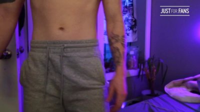 Watch Stevie Trixx - LA's leaked NSFW video on TwXstars