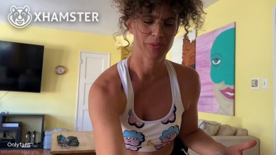 Watch VibeWithMommy's leaked NSFW video on TwXstars
