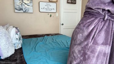 Watch VibeWithMommy's leaked NSFW video on TwXstars