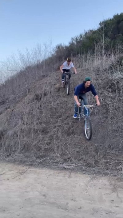 Watch Fck Around N Find Out's leaked NSFW video on TwXstars