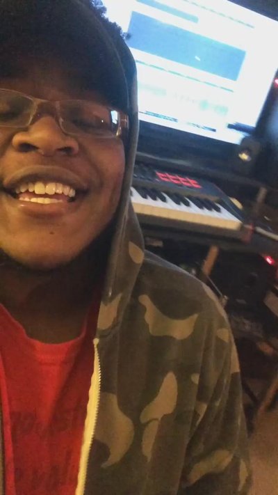 Watch Goddy's leaked NSFW video on TwXstars