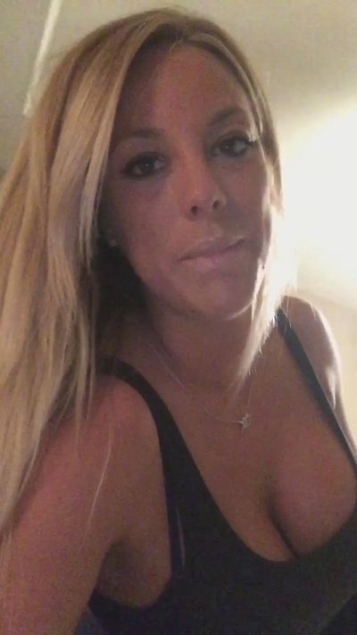 Watch Gisele's leaked NSFW video on TwXstars