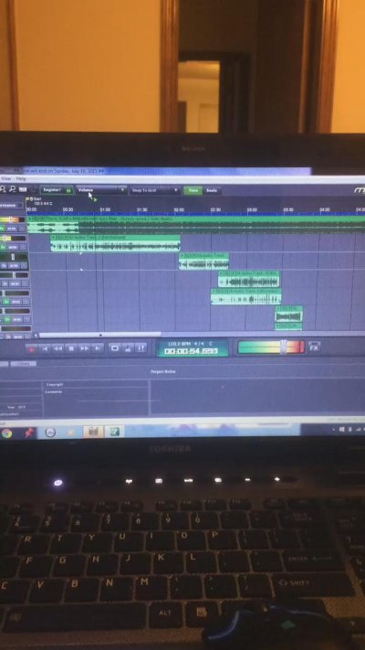 Watch l's leaked NSFW video on TwXstars