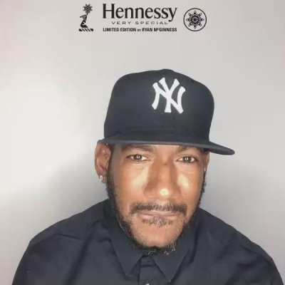 Watch Hen Roc's leaked NSFW video on TwXstars