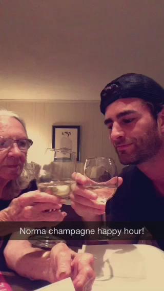 Watch Chris Salvatore's leaked NSFW video on TwXstars