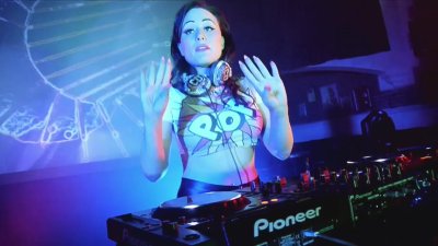 Watch Charlotte Devaney's leaked NSFW video on TwXstars