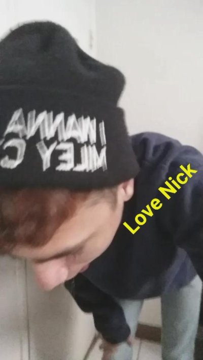 Watch Lil’Mogwai's leaked NSFW video on TwXstars