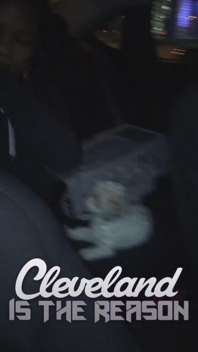 Watch 💙's leaked NSFW video on TwXstars