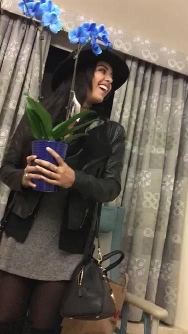 Watch Sarah Hyland's leaked NSFW video on TwXstars