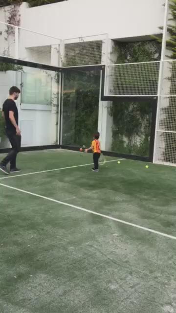 Watch Shakira's leaked NSFW video on TwXstars