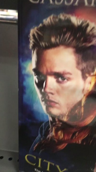 Watch Sarah Hyland's leaked NSFW video on TwXstars