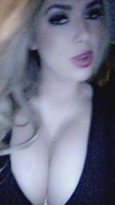 Watch Antje Utgaard's leaked NSFW video on TwXstars