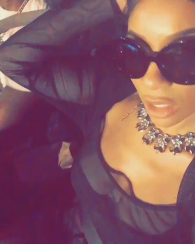 Watch Tommie Lee's leaked NSFW video on TwXstars