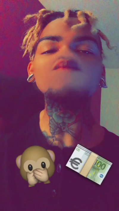 Watch lilouttapocket's leaked NSFW video on TwXstars