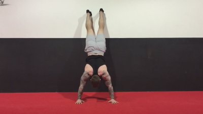 Watch Chris Hatton's leaked NSFW video on TwXstars