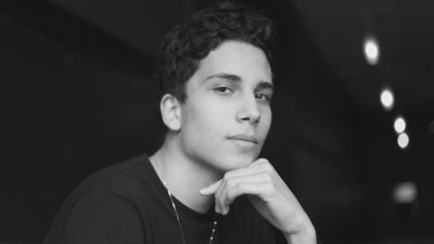 Watch D's leaked NSFW video on TwXstars