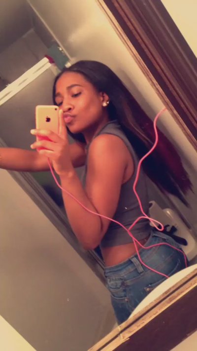 Watch IndieMarieee✨'s leaked NSFW video on TwXstars