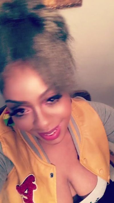 Watch Missdridri's leaked NSFW video on TwXstars