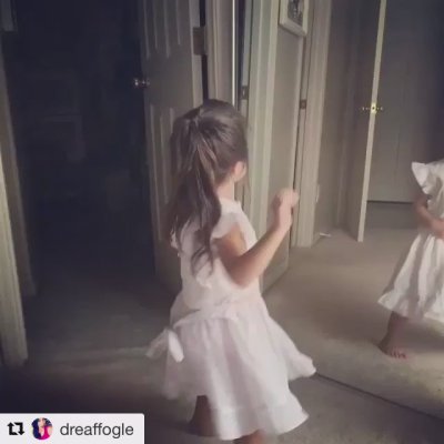 Watch Shakira's leaked NSFW video on TwXstars