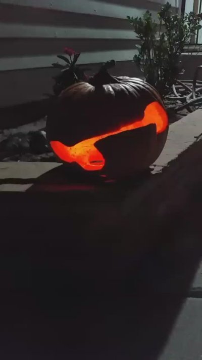 Watch Lil’Mogwai's leaked NSFW video on TwXstars