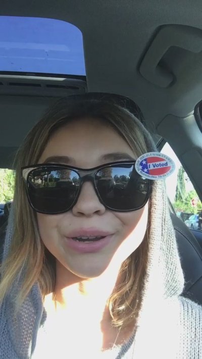 Watch Sarah Hyland's leaked NSFW video on TwXstars