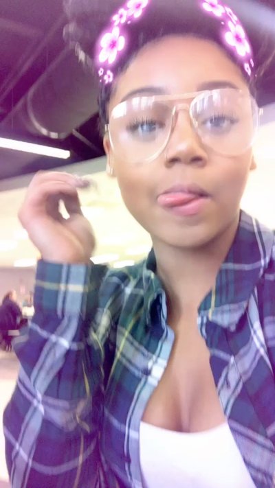 Watch Princess Tay 👑🌸's leaked NSFW video on TwXstars