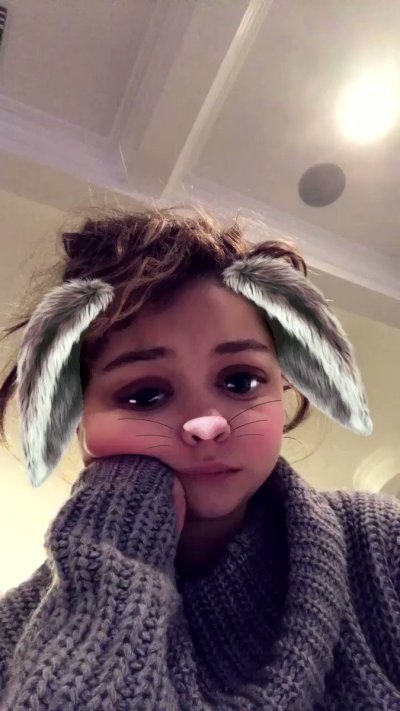 Watch Sarah Hyland's leaked NSFW video on TwXstars