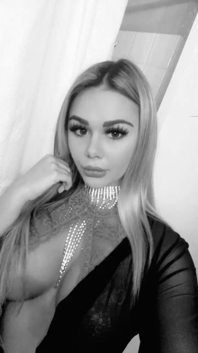 Watch Tahlia Paris's leaked NSFW video on TwXstars