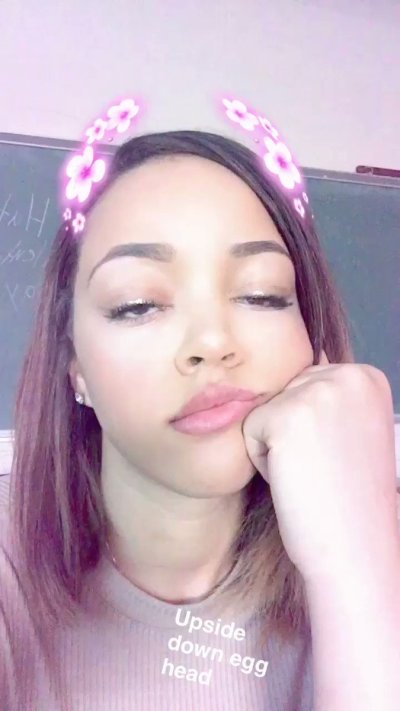 Watch Mamí's leaked NSFW video on TwXstars