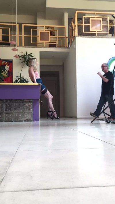 Watch Dahlia Sky's leaked NSFW video on TwXstars