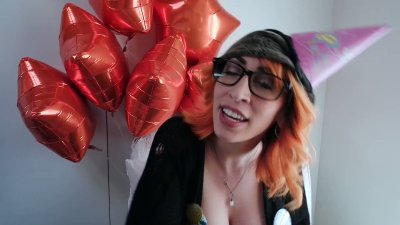 Watch VividVivka 💜's leaked NSFW video on TwXstars