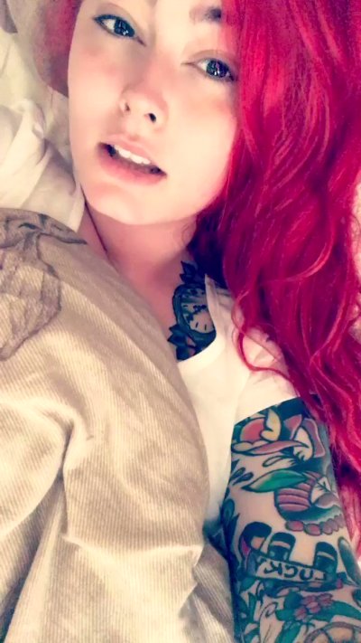 Watch mamaplugs's leaked NSFW video on TwXstars