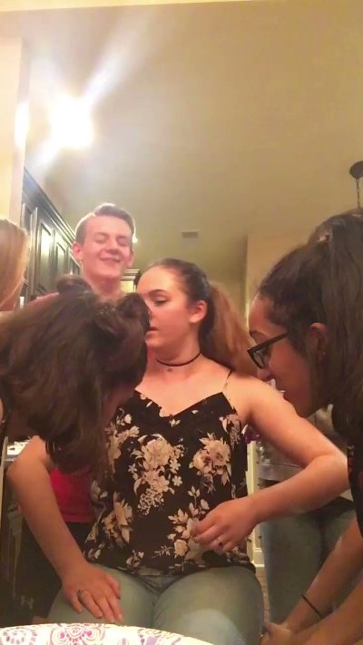 Watch idgafer's leaked NSFW video on TwXstars