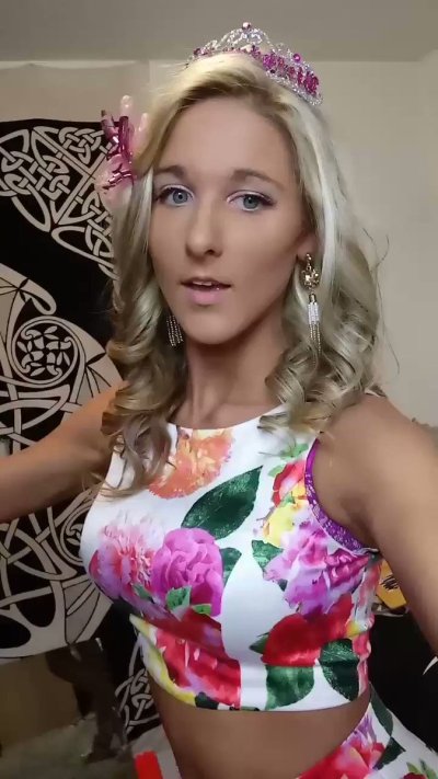 Watch Honey🎉's leaked NSFW video on TwXstars