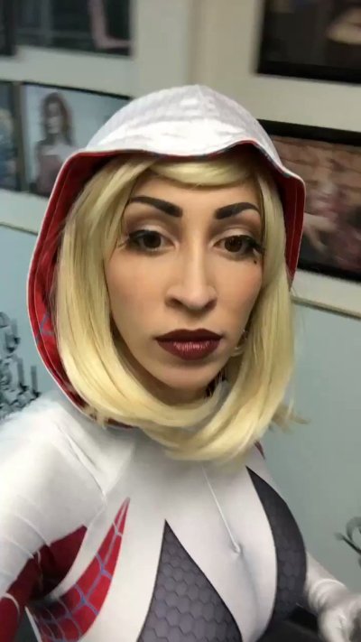 Watch VividVivka 💜's leaked NSFW video on TwXstars