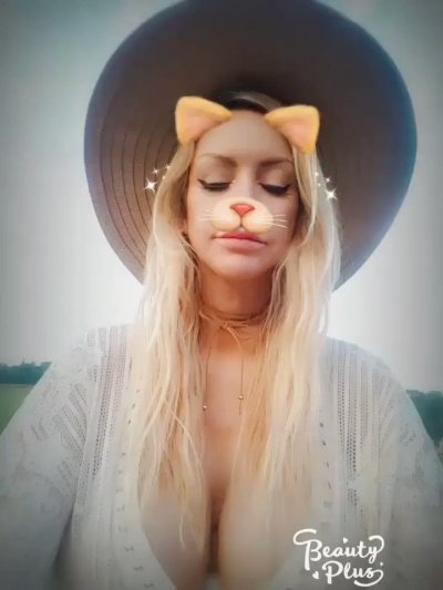 Watch Tania Amazon's leaked NSFW video on TwXstars