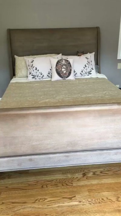 Watch VividVivka 💜's leaked NSFW video on TwXstars